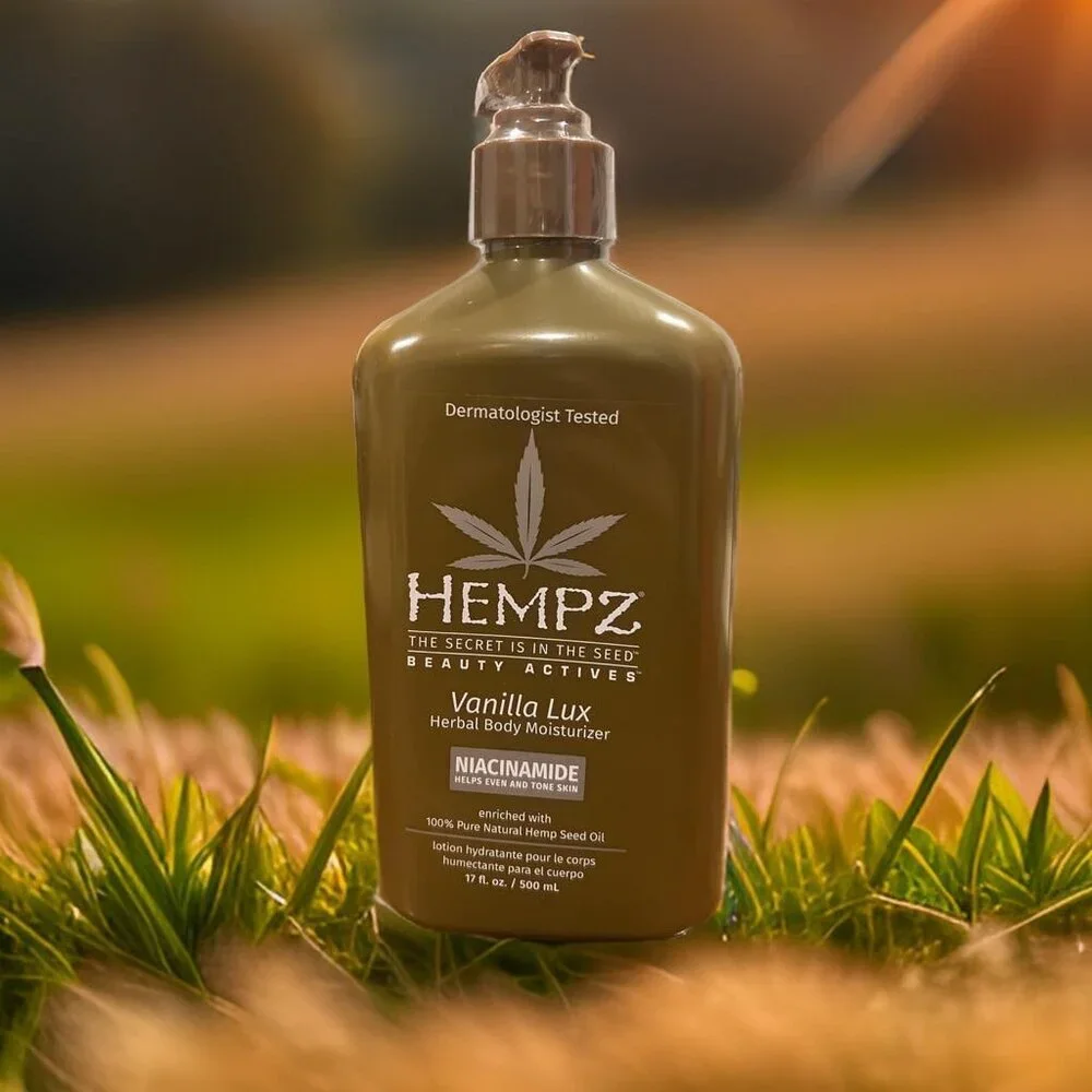 Hempz Vanilla Lux Herbal Body Moisturizer 17 oz